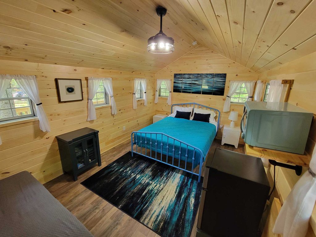 Tiny cabin
